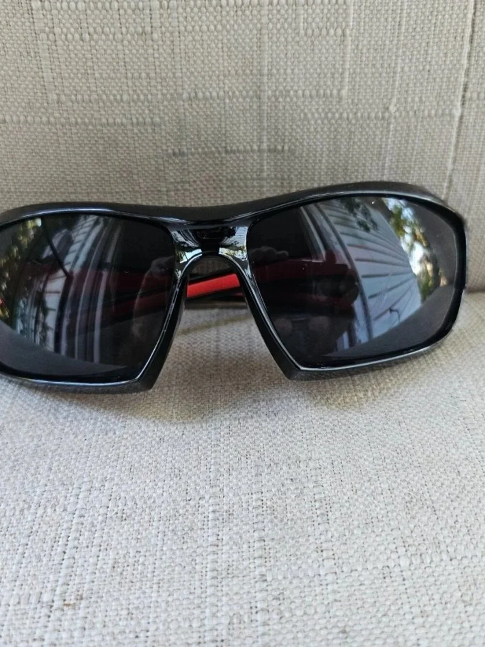 Men Sunglasses Sport Wrap Style Black/Red Plastic Frame Eyewear Shades New
